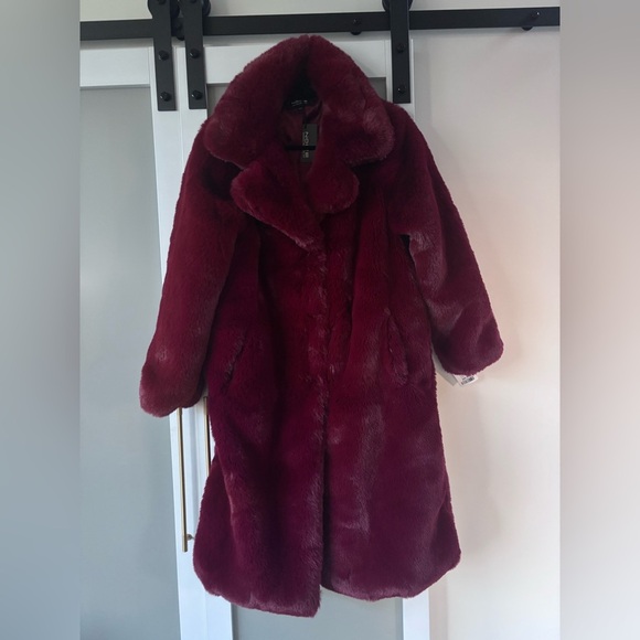 Noize Deep Red Teddy Jacket - Picture 1 of 4